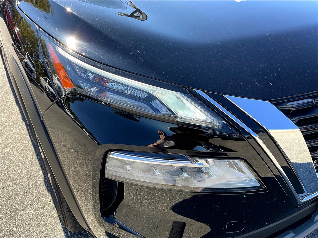 2023 Nissan Rogue SV - Photo 31