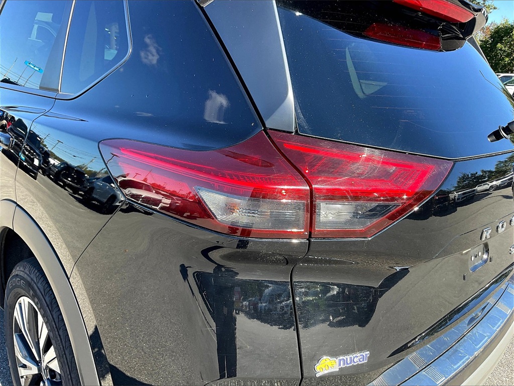 2023 Nissan Rogue SV - Photo 32
