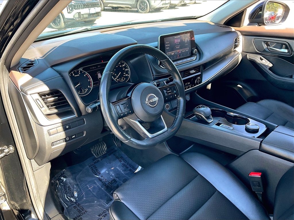 2023 Nissan Rogue SV - Photo 8