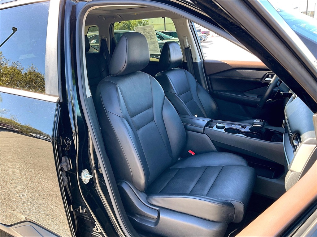 2023 Nissan Rogue SV - Photo 10