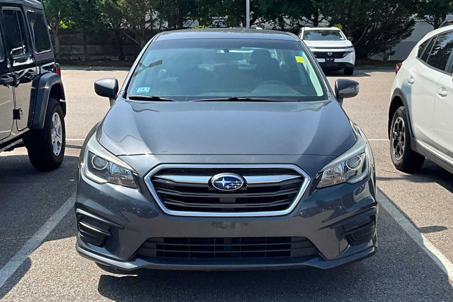 2018 Subaru Legacy Premium - Photo 2