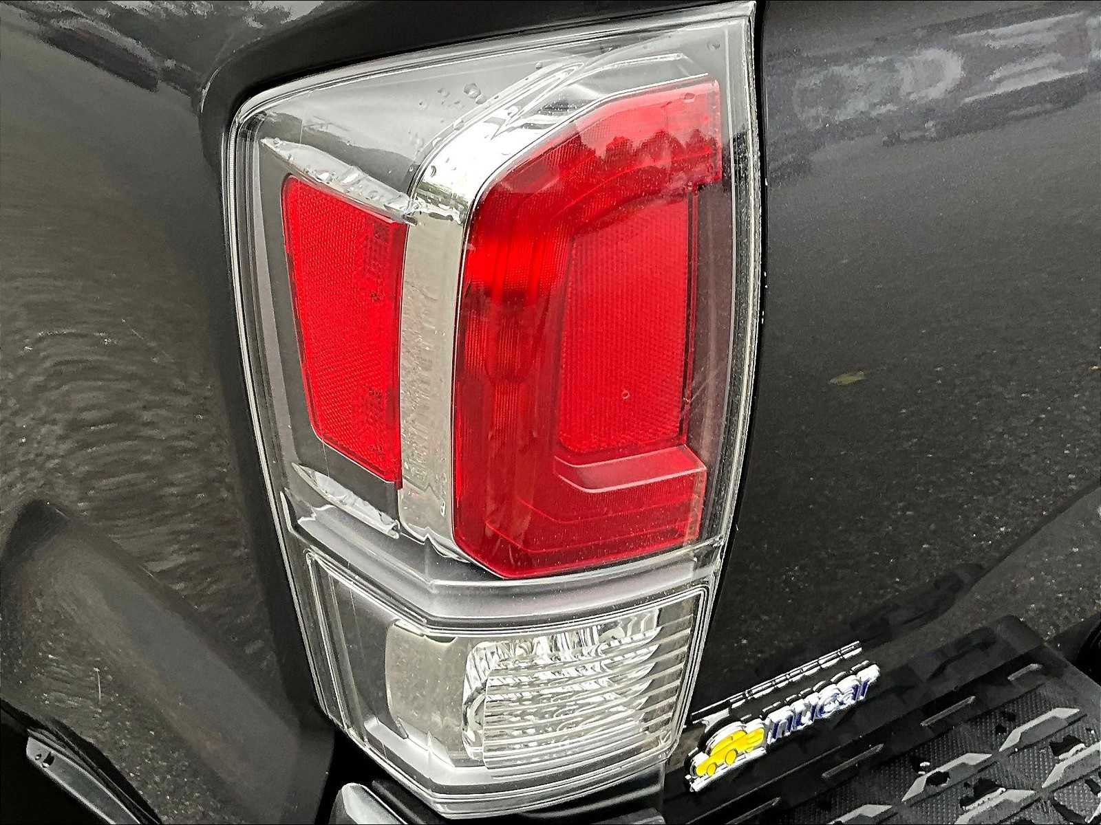 2023 Toyota Tacoma TRD Sport - Photo 34