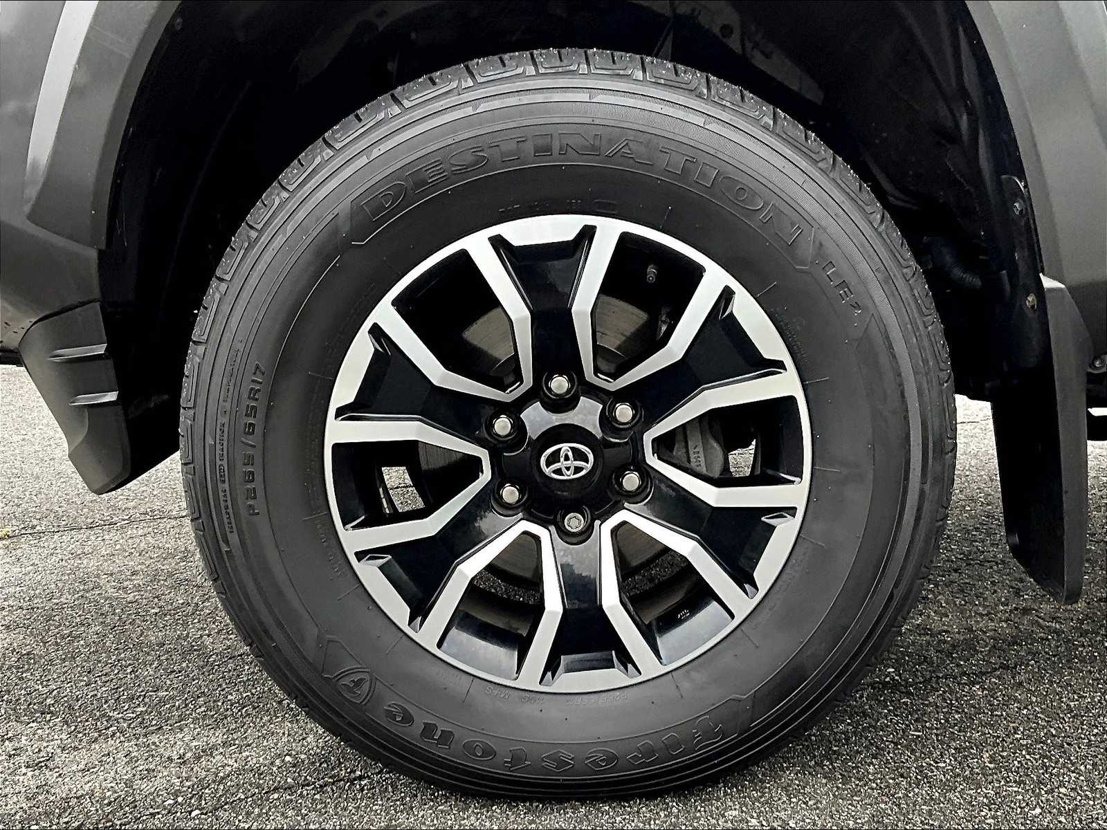 2023 Toyota Tacoma TRD Sport - Photo 7