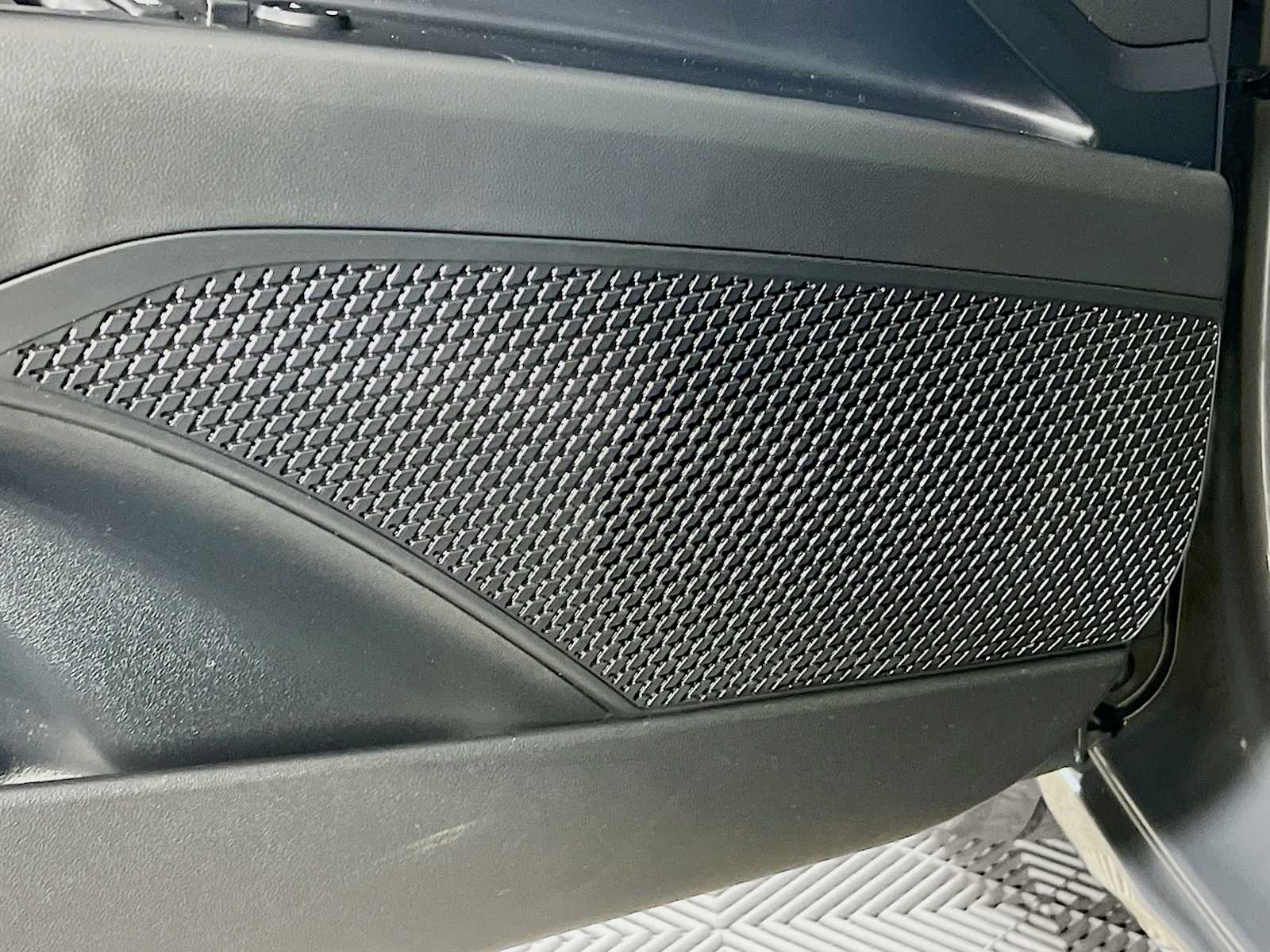 2024 Hyundai Elantra SE - Photo 18