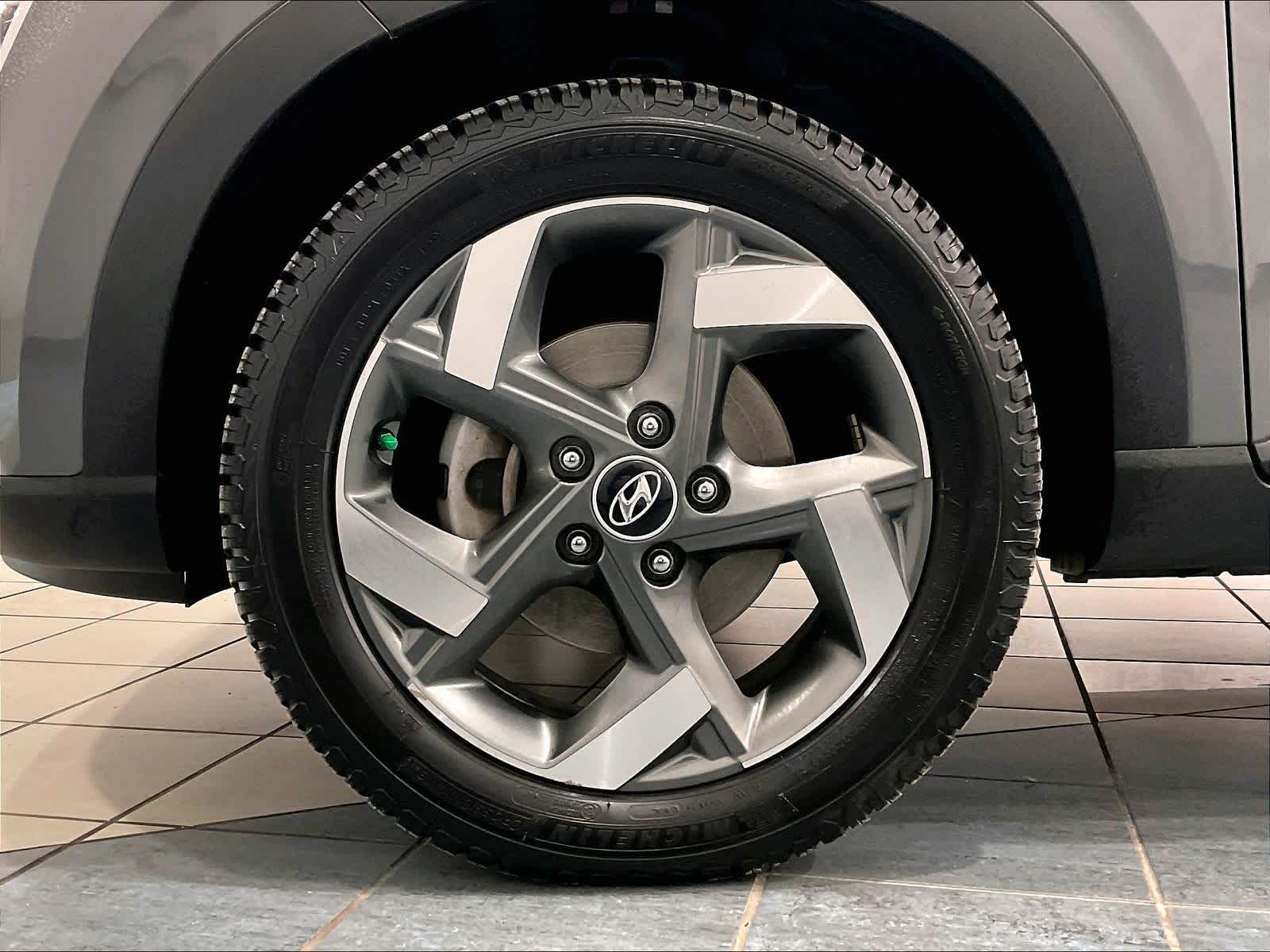 2022 Hyundai Venue SEL - Photo 7