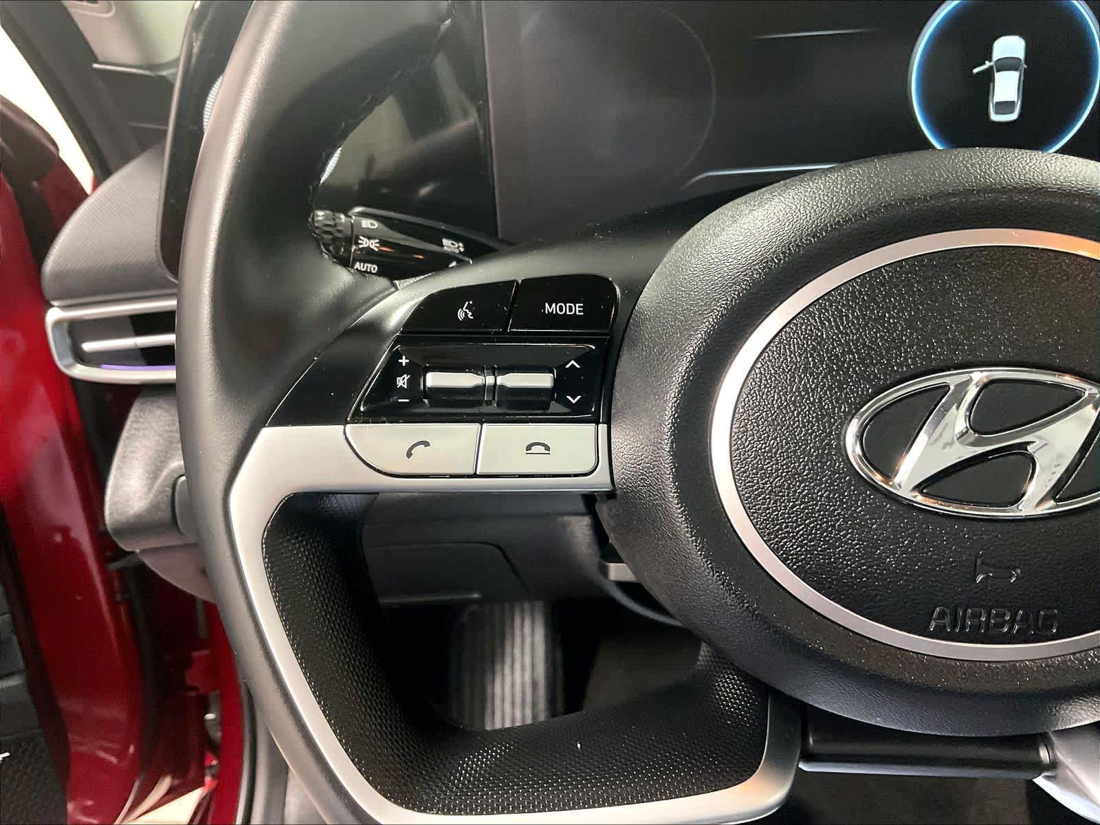 2022 Hyundai Elantra Limited - Photo 23