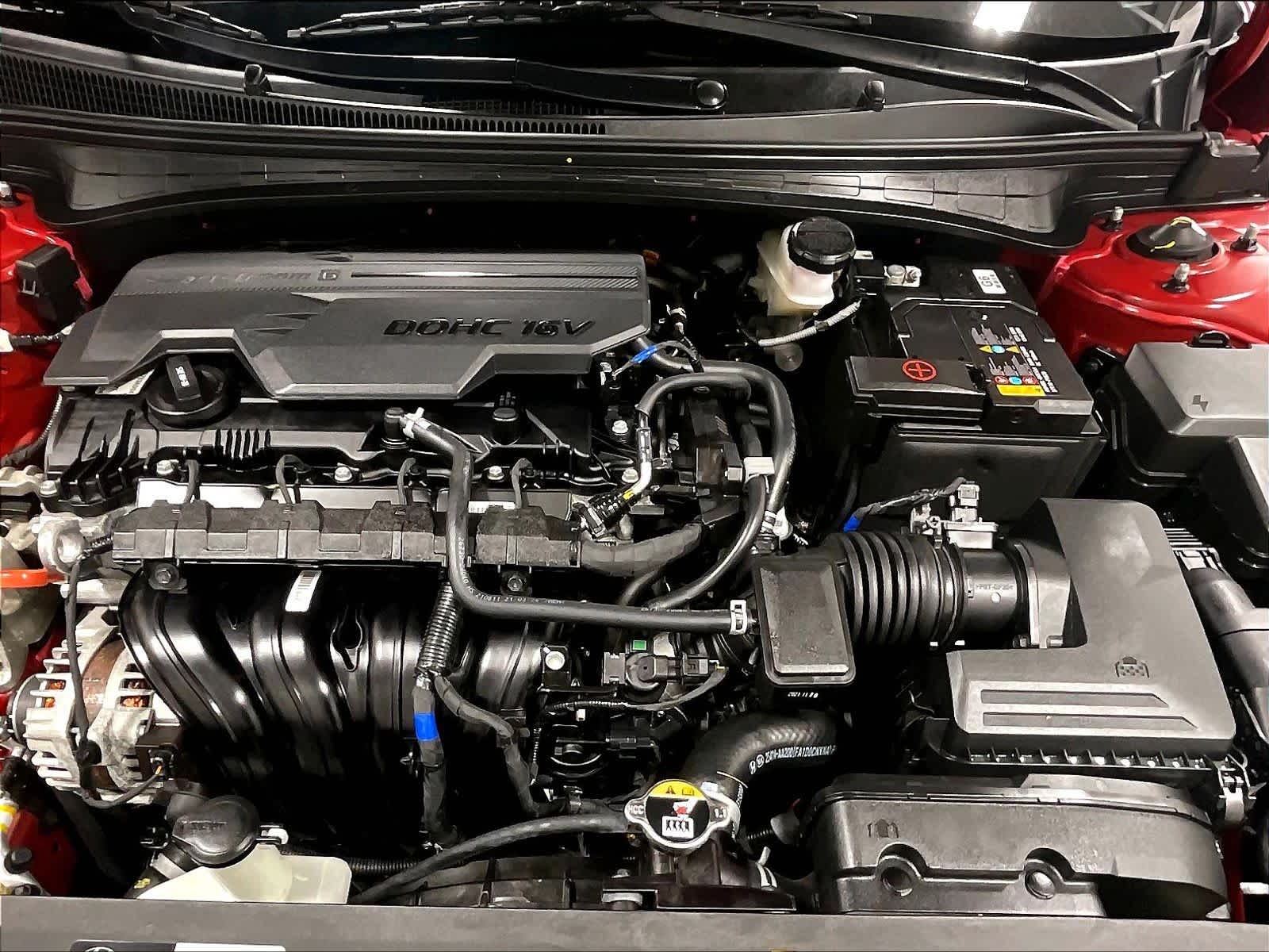 2022 Hyundai Elantra Limited - Photo 30