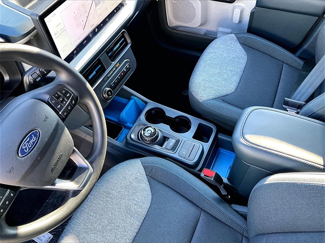2025 Ford Maverick XLT - Photo 9