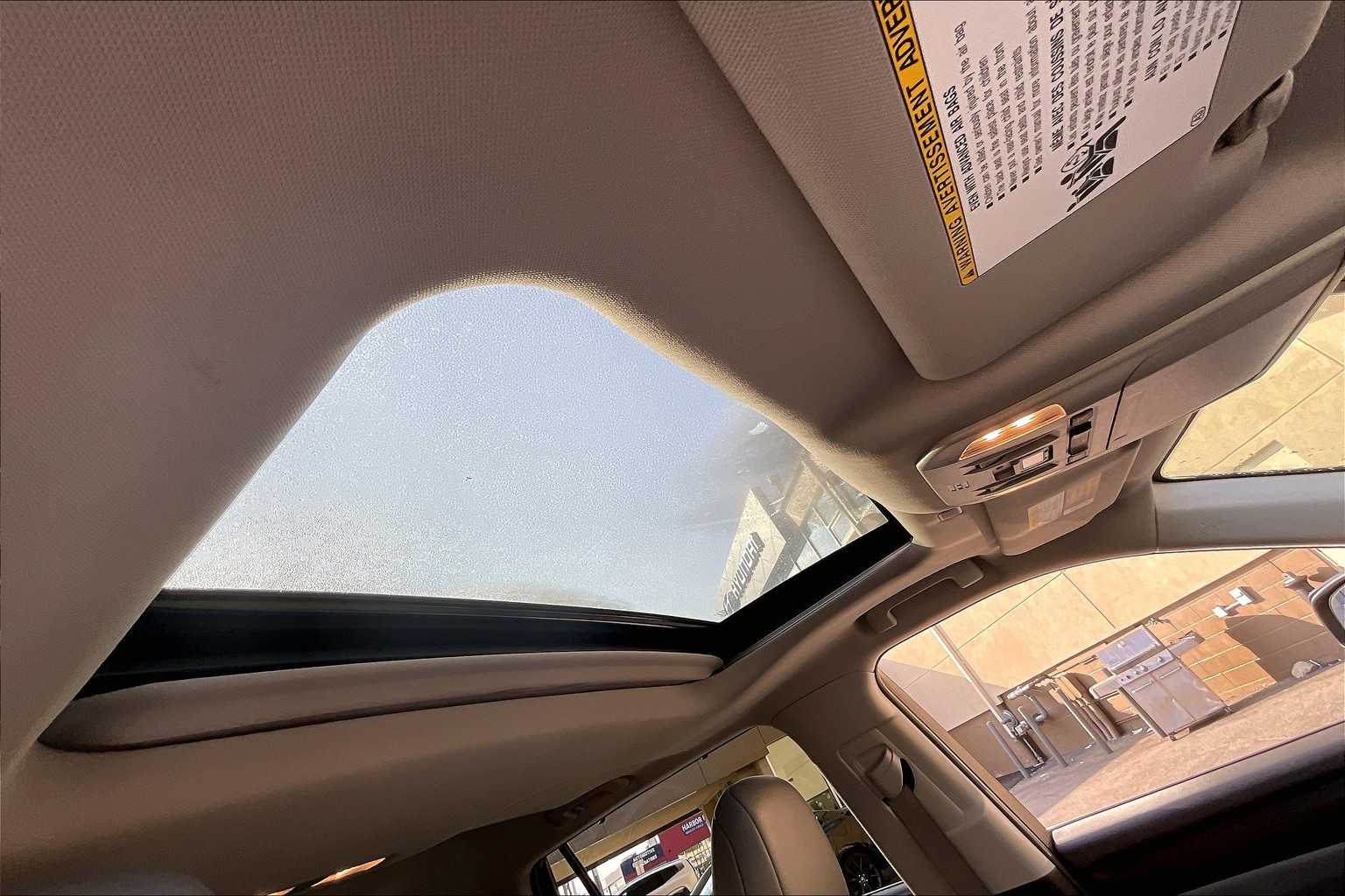 2022 Toyota Highlander XLE - Photo 22