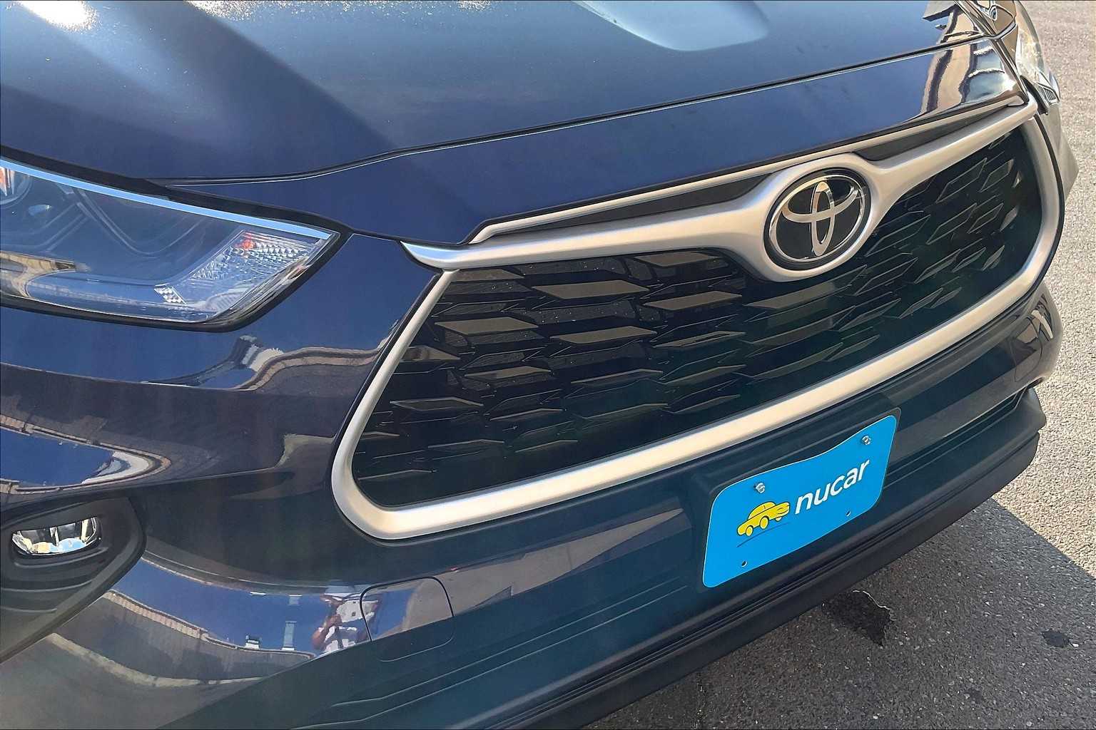2022 Toyota Highlander XLE - Photo 32