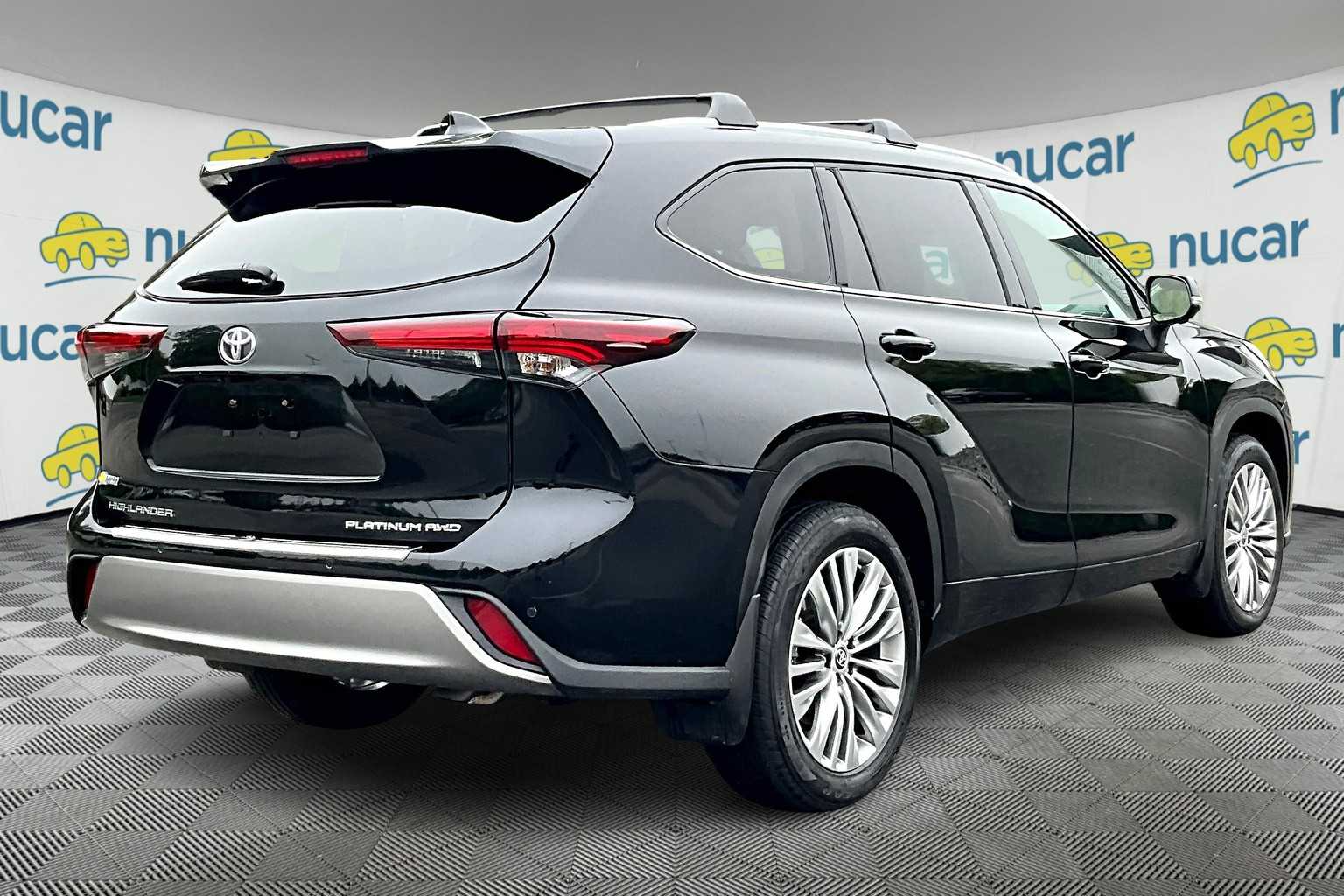 2024 Toyota Highlander Platinum - Photo 6