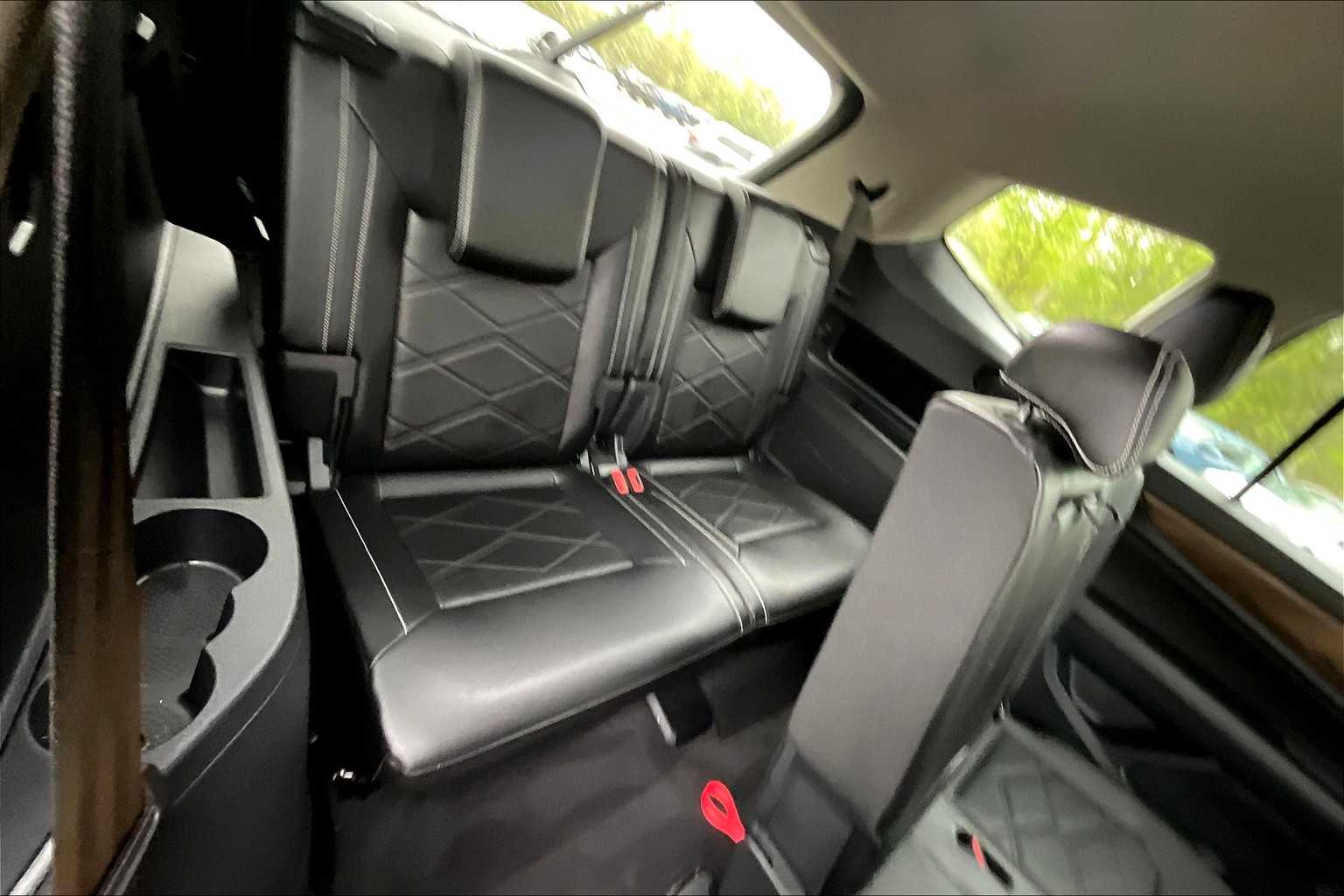 2024 Volkswagen Atlas 2.0T SE - Photo 17