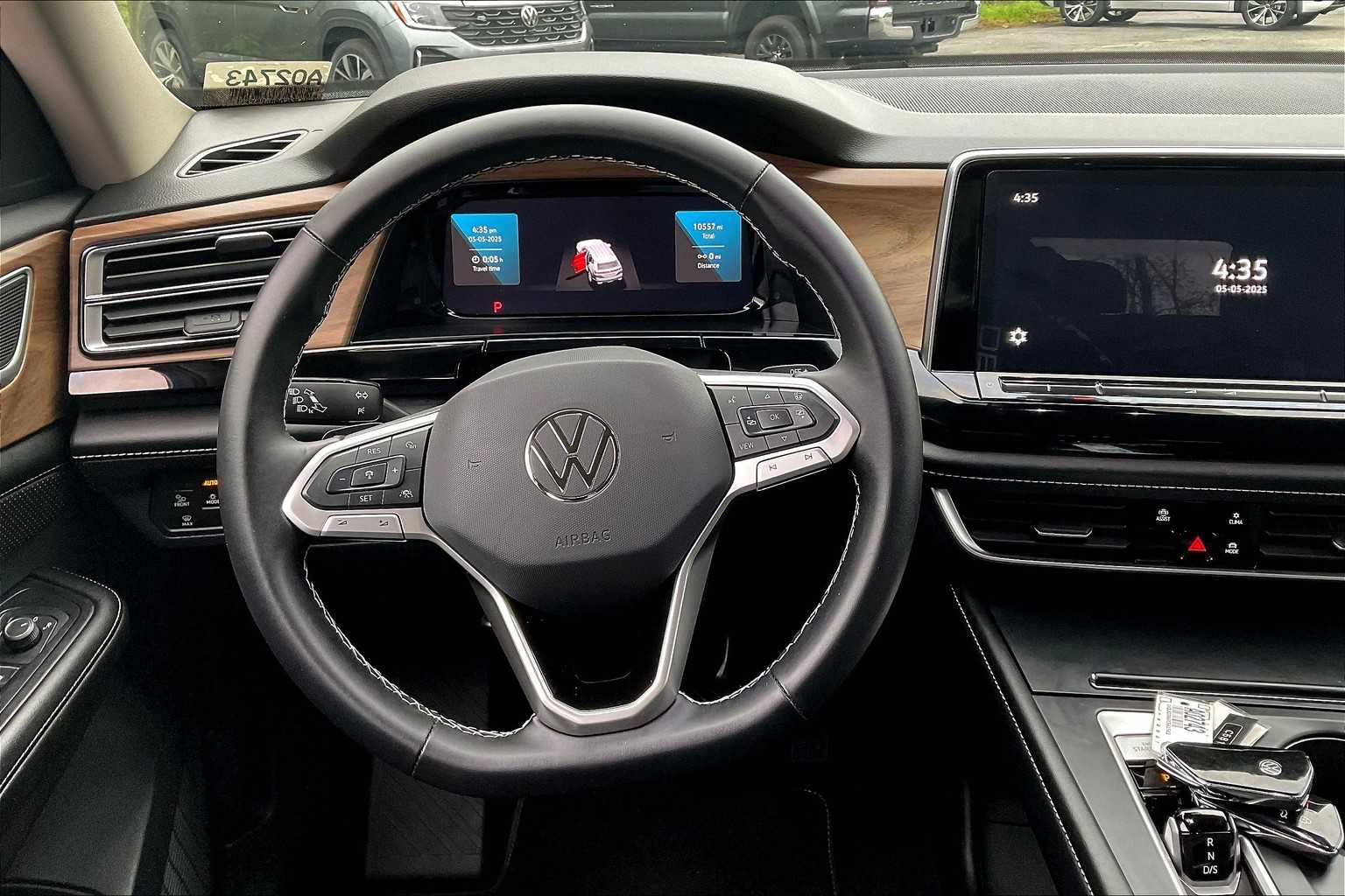 2024 Volkswagen Atlas 2.0T SE - Photo 18