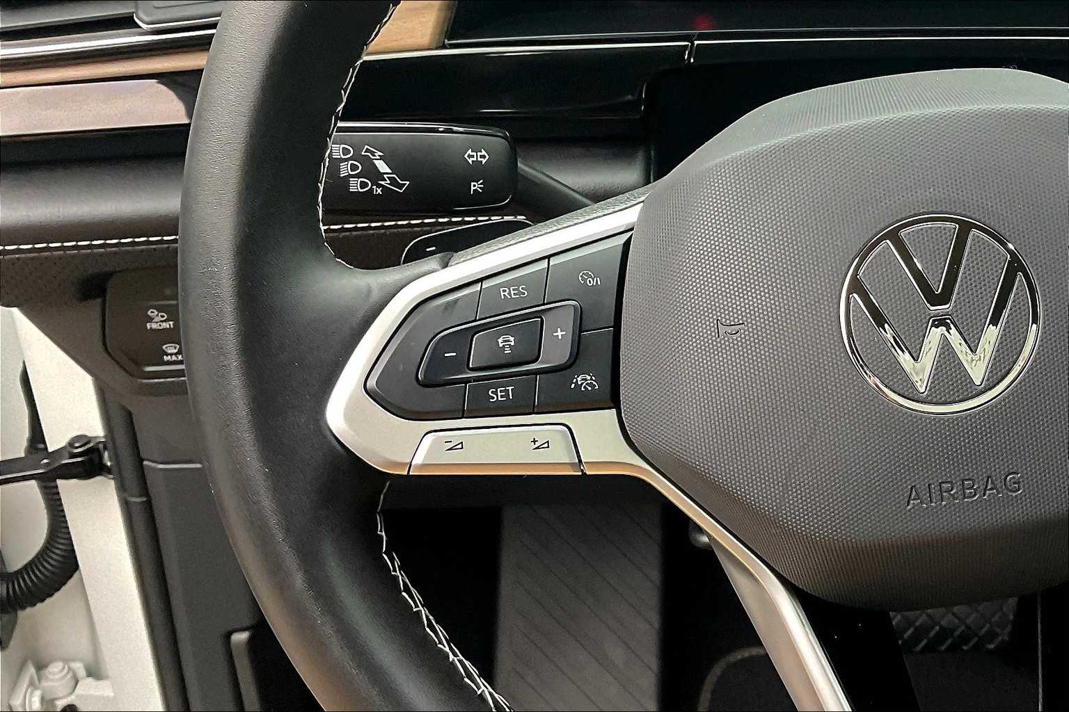 2024 Volkswagen Atlas 2.0T SE - Photo 24
