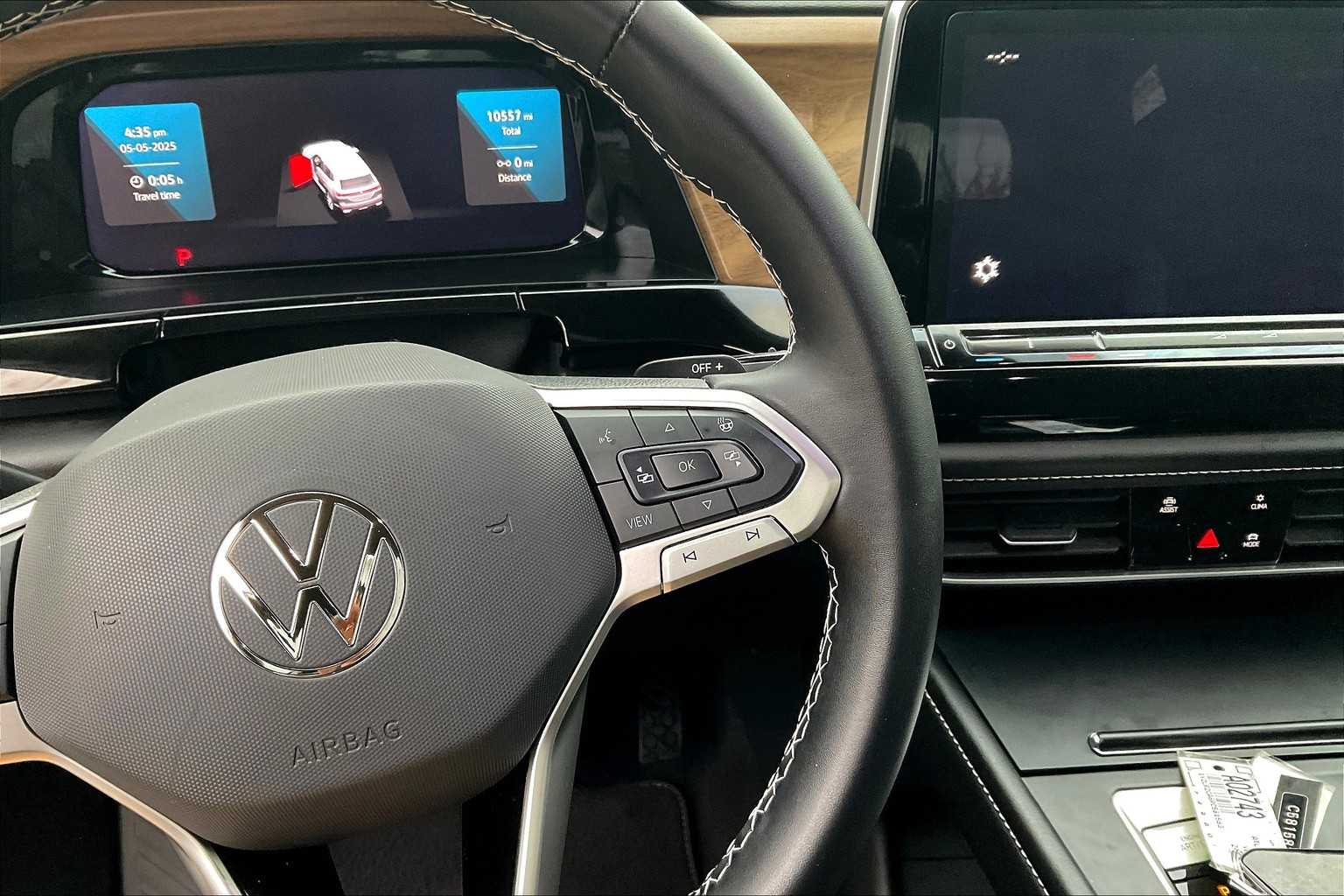 2024 Volkswagen Atlas 2.0T SE - Photo 25