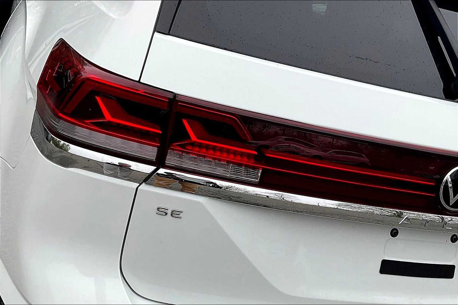 2024 Volkswagen Atlas 2.0T SE - Photo 35