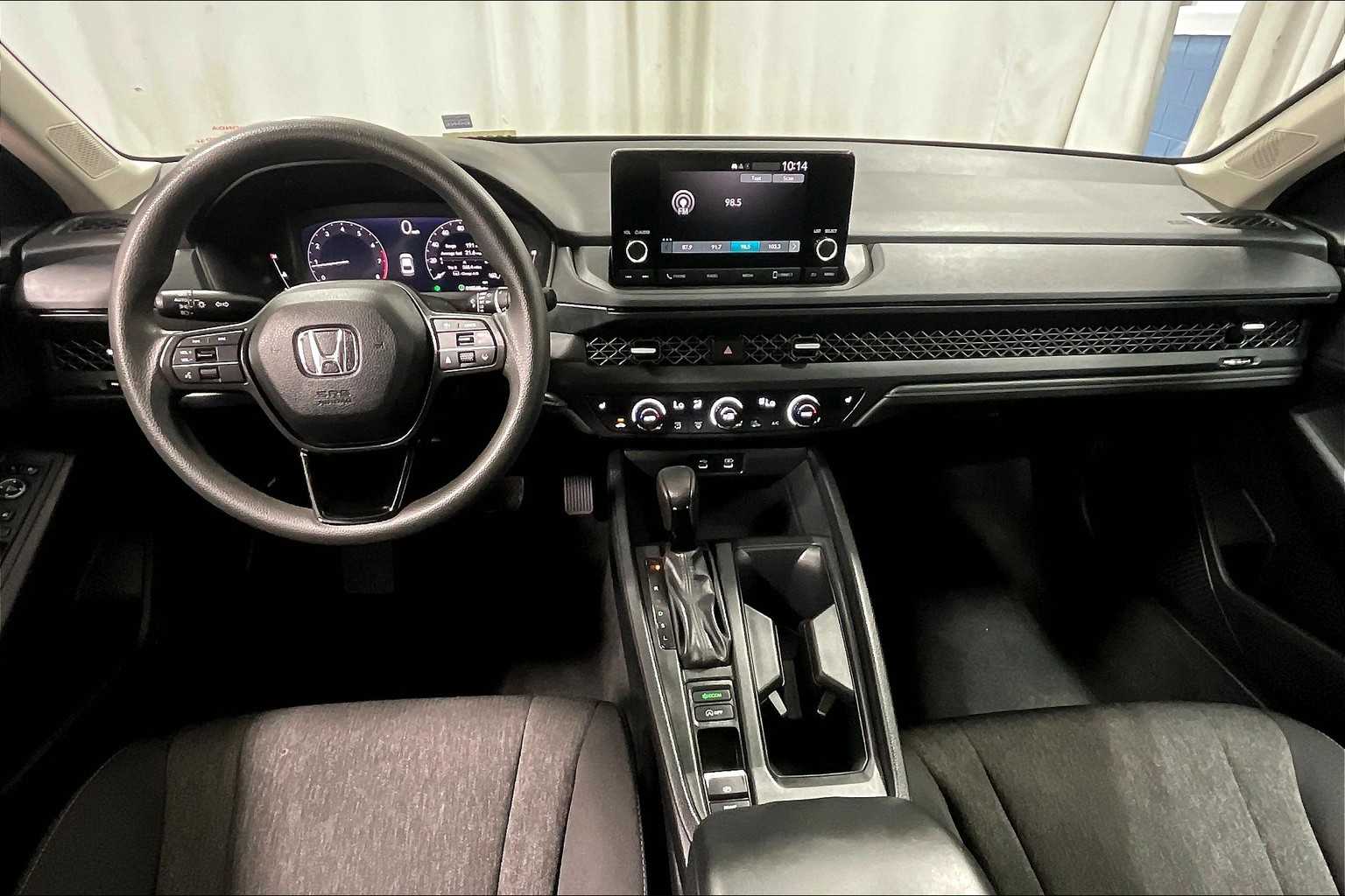 2025 Honda Accord SE - Photo 21