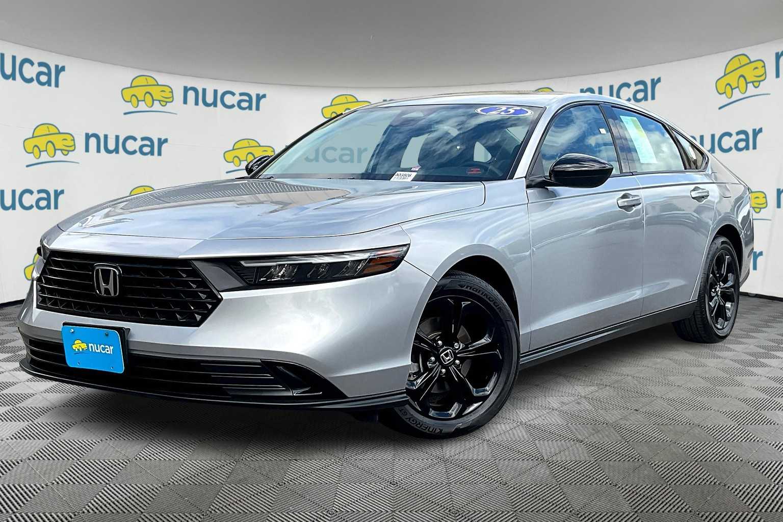 2025 Honda Accord SE - Photo 3