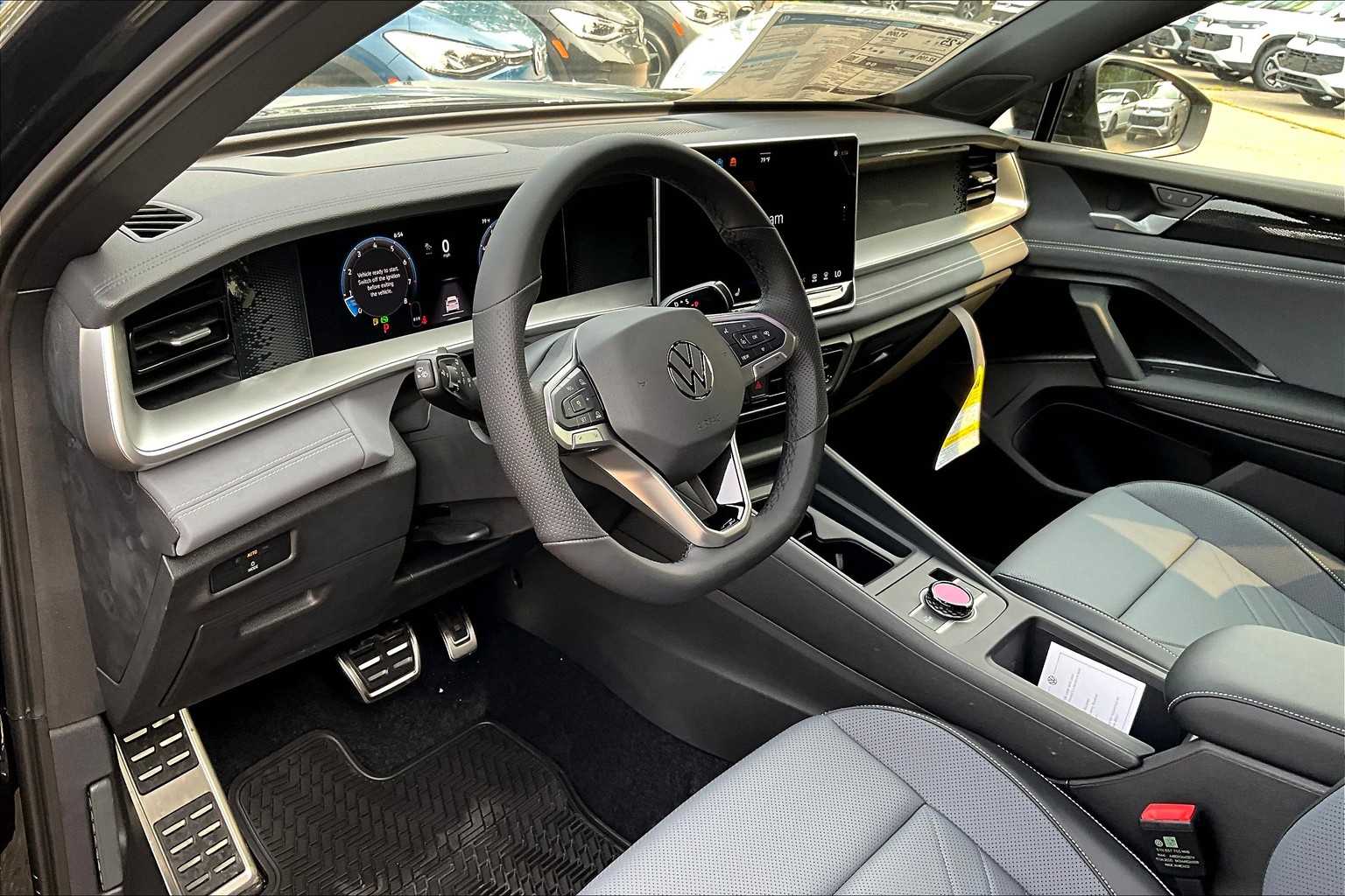 2025 Volkswagen Tiguan SE R-Line Black - Photo 9