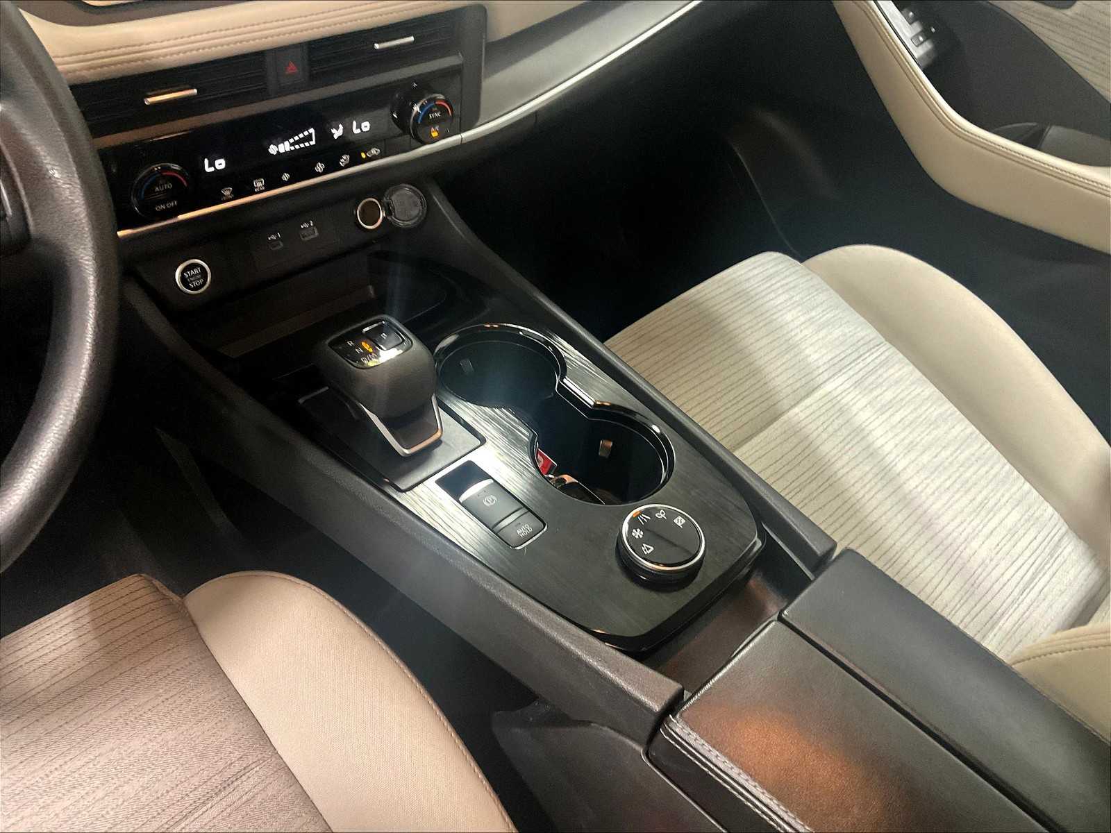 2023 Nissan Rogue SV - Photo 20