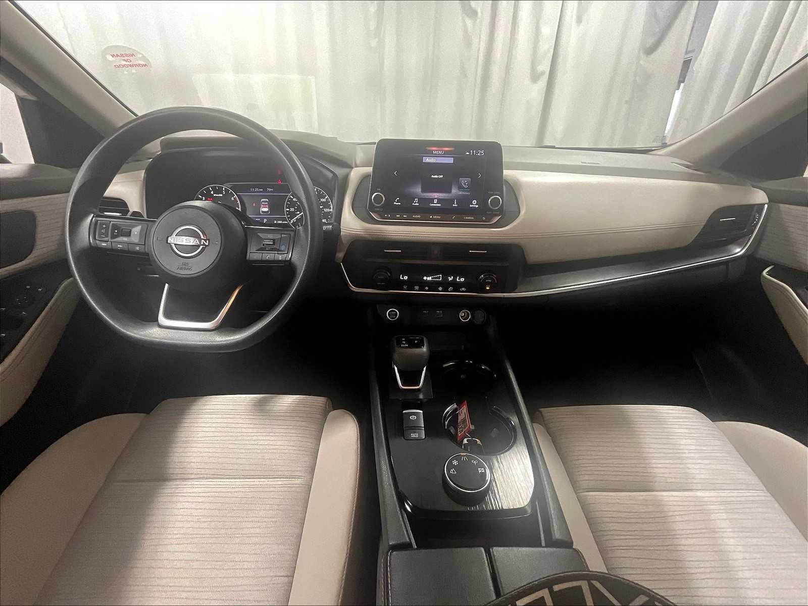 2023 Nissan Rogue SV - Photo 21