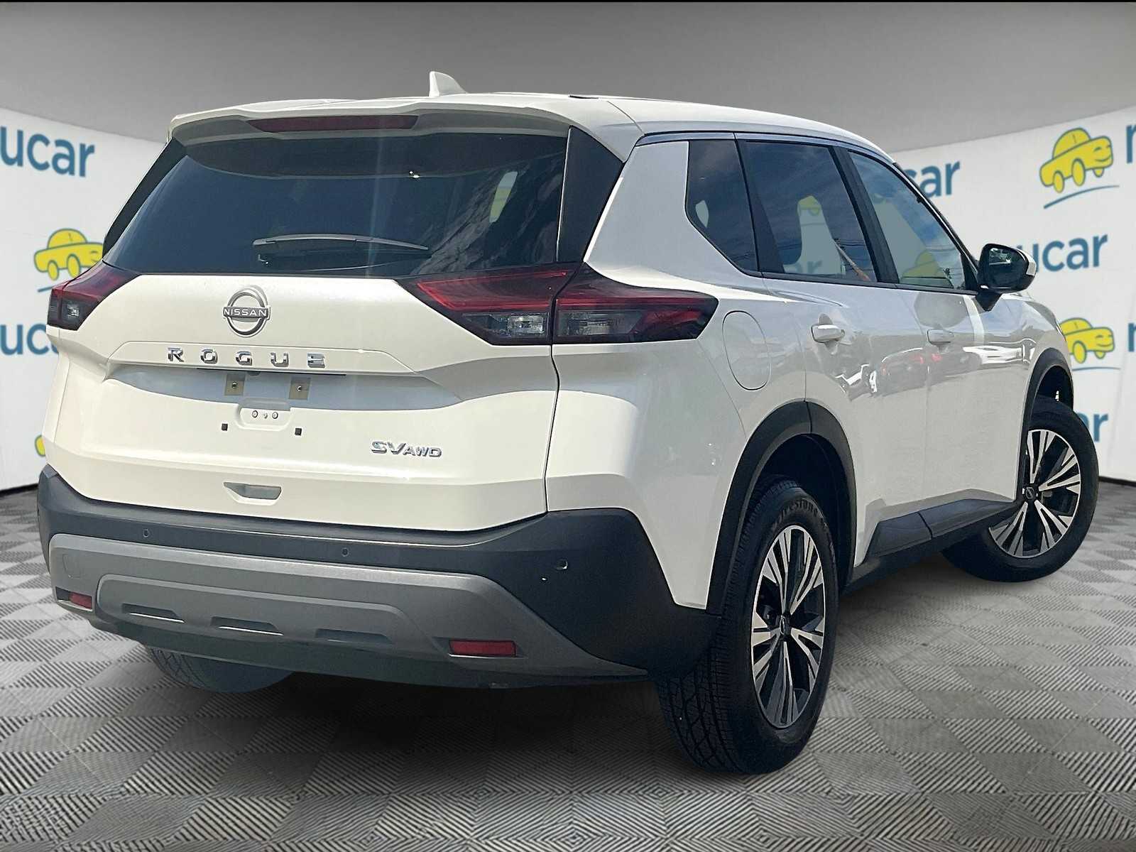 2023 Nissan Rogue SV - Photo 6
