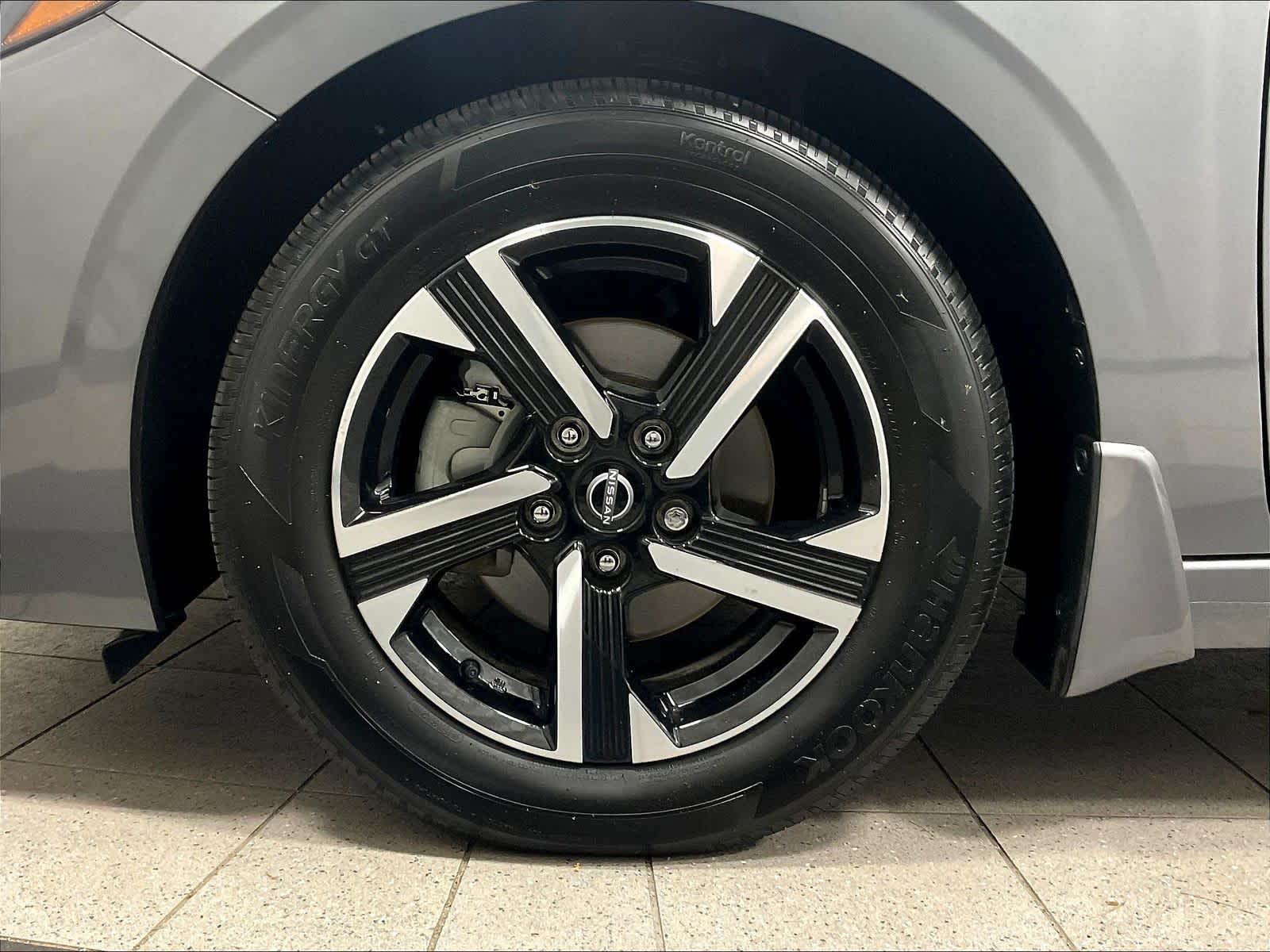 2024 Nissan Sentra SV - Photo 7