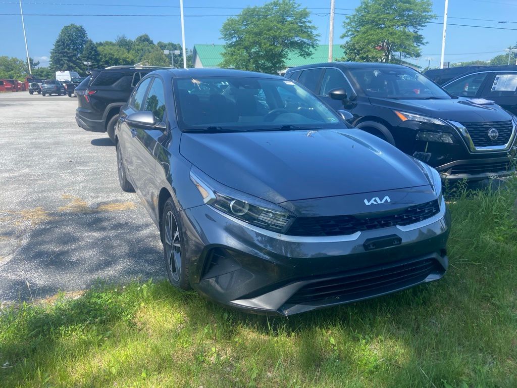 2023 Kia Forte LXS - Photo 1