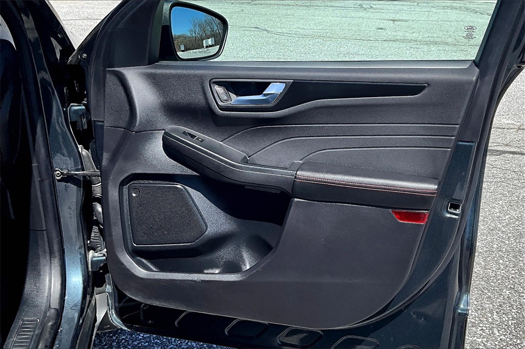2022 Ford Escape SEL - Photo 12