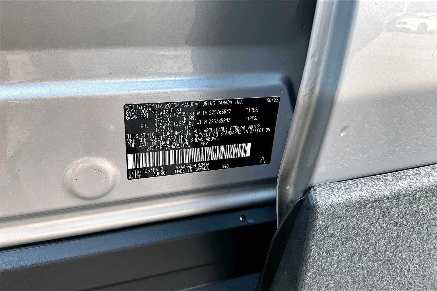 2022 Toyota RAV4 XLE - Photo 35