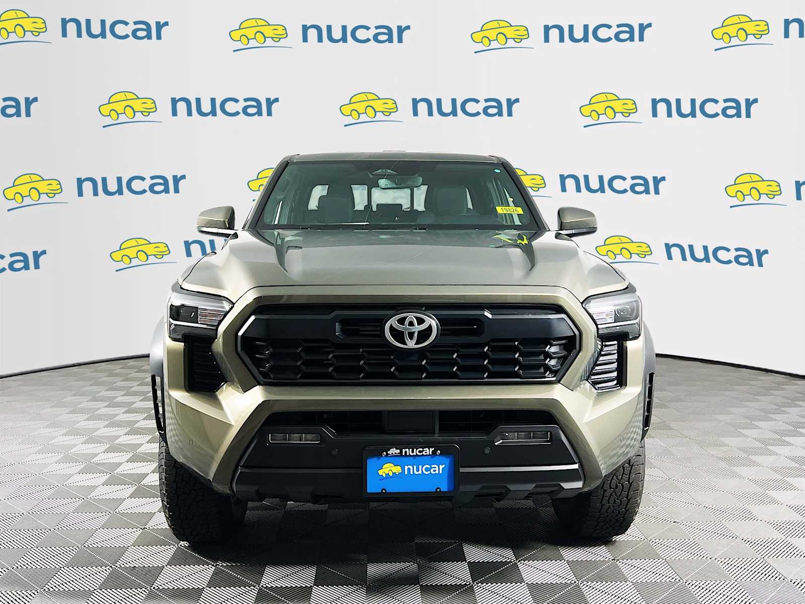 2025 Toyota Tacoma TRD Off Road - Photo 2