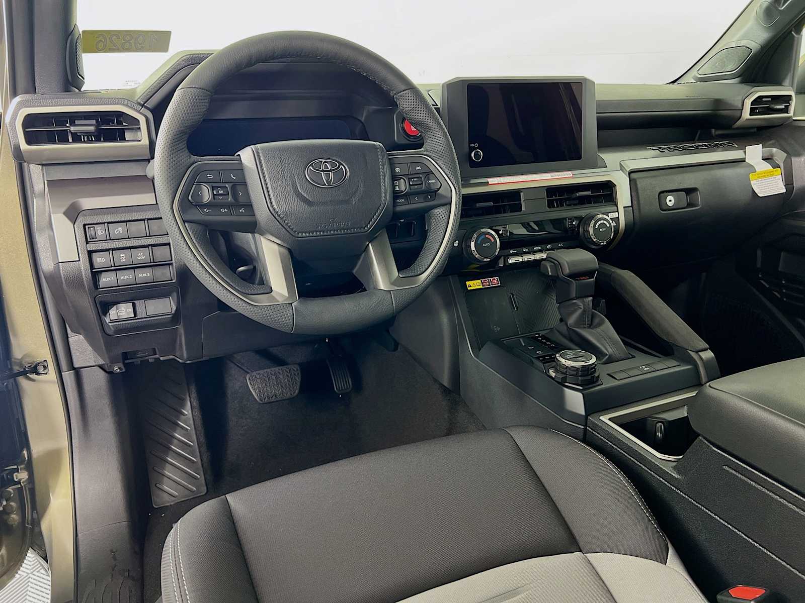 2025 Toyota Tacoma TRD Off Road - Photo 6