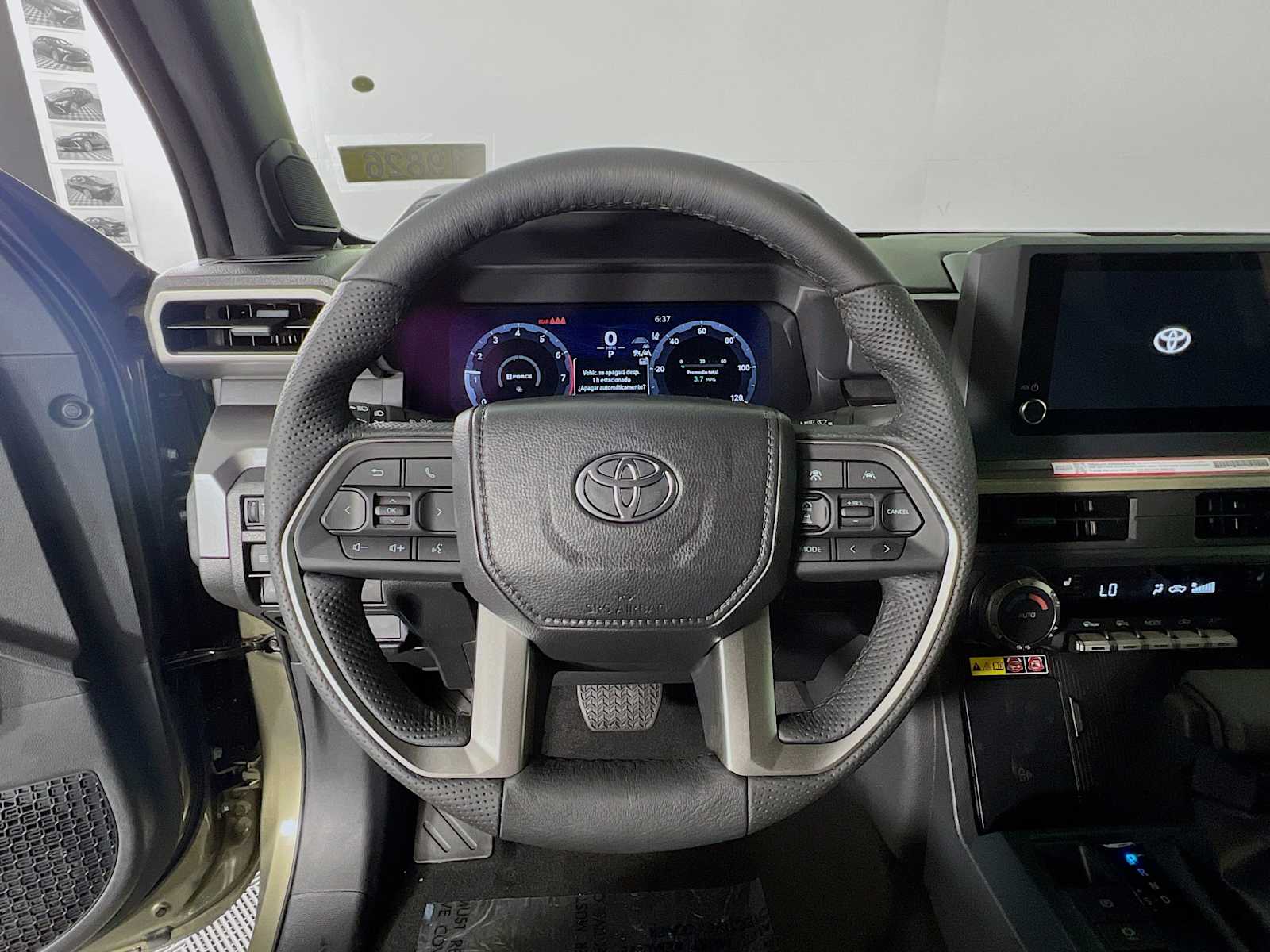 2025 Toyota Tacoma TRD Off Road - Photo 7