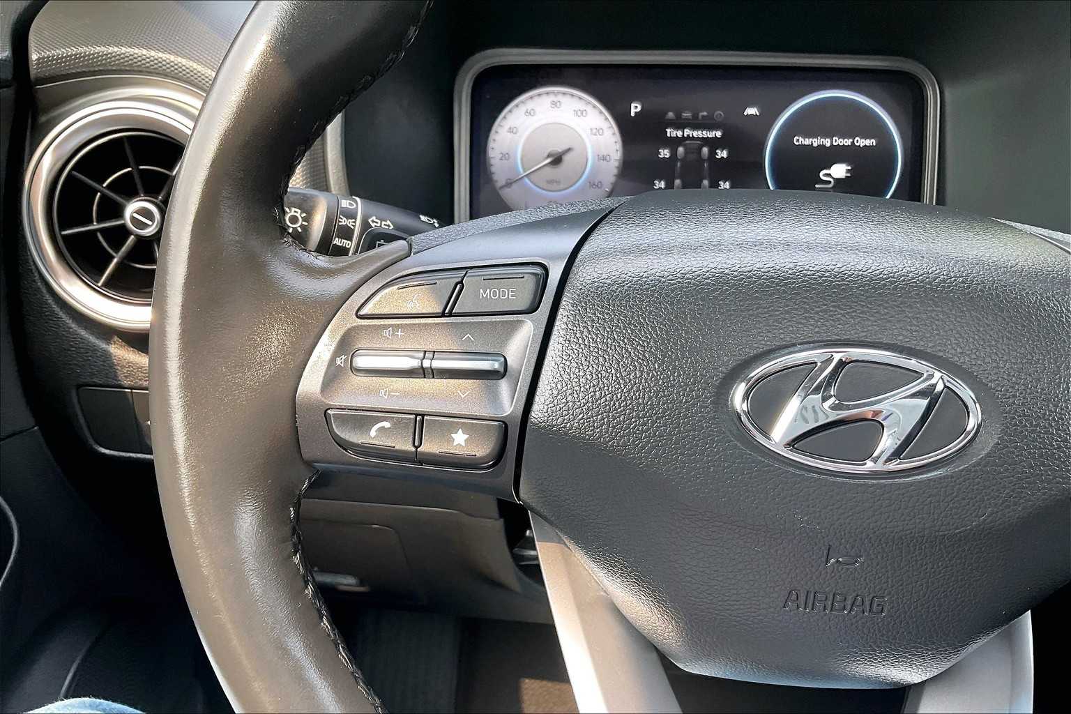2023 Hyundai Kona Electric Limited - Photo 23