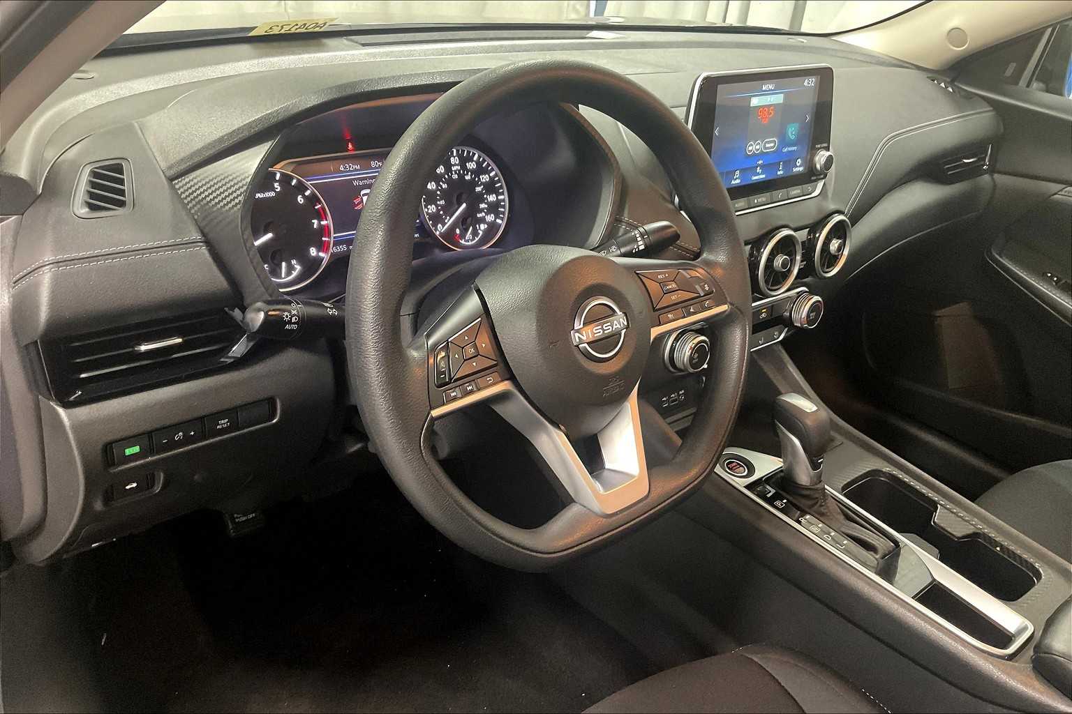 2024 Nissan Sentra SV - Photo 8