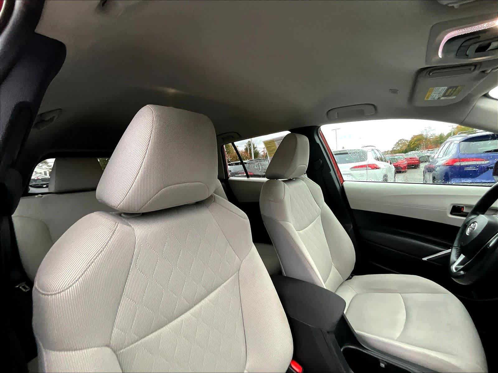 2023 Toyota Corolla Cross LE - Photo 22