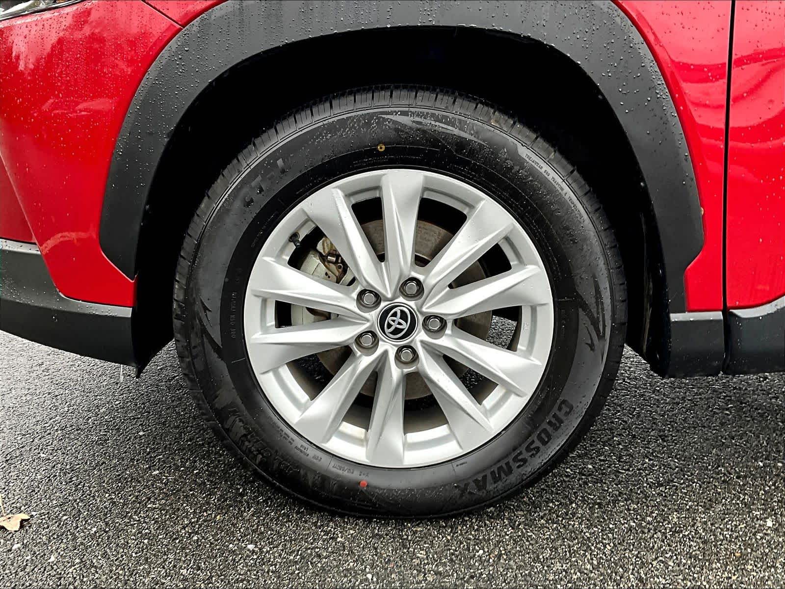 2023 Toyota Corolla Cross LE - Photo 7