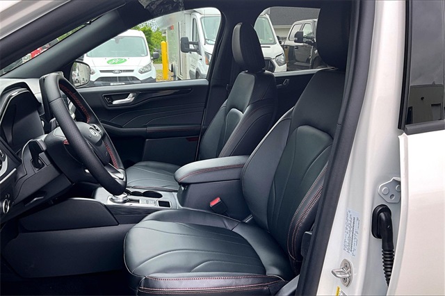 2025 Ford Escape ST-Line Elite - Photo 10