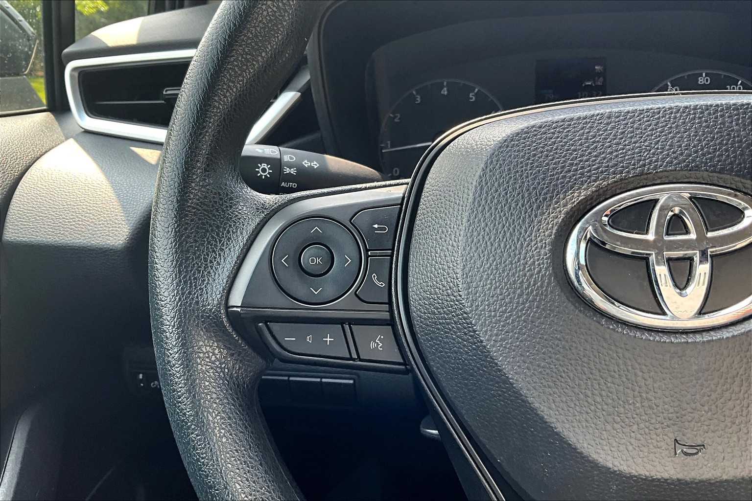 2024 Toyota Corolla LE - Photo 23