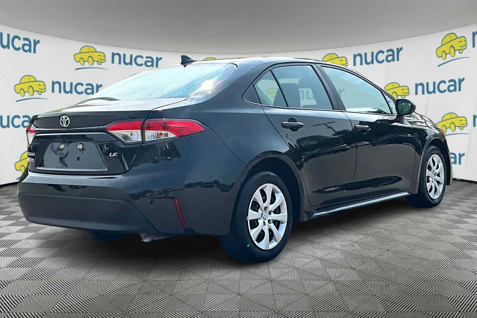2024 Toyota Corolla LE - Photo 6