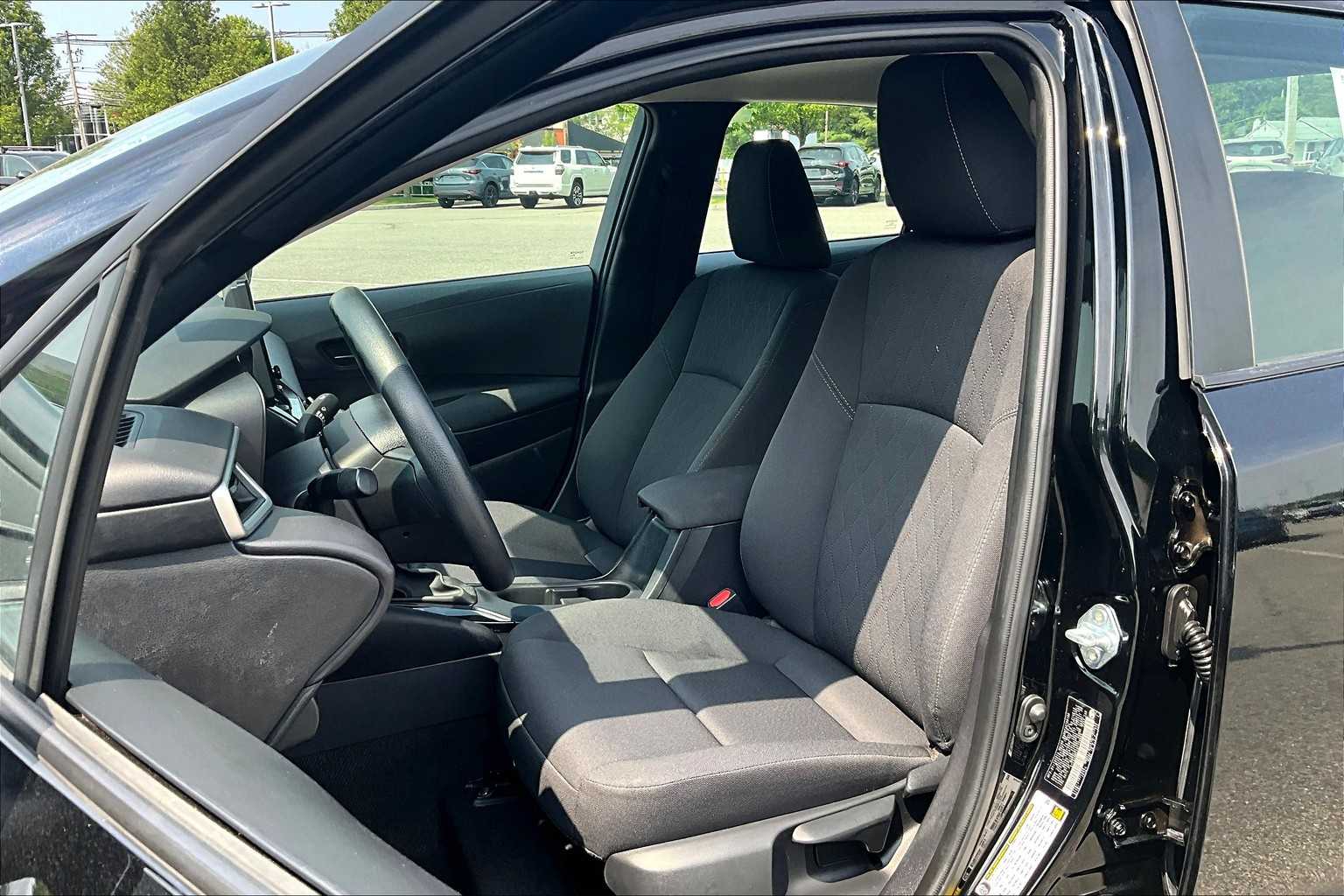 2024 Toyota Corolla LE - Photo 10