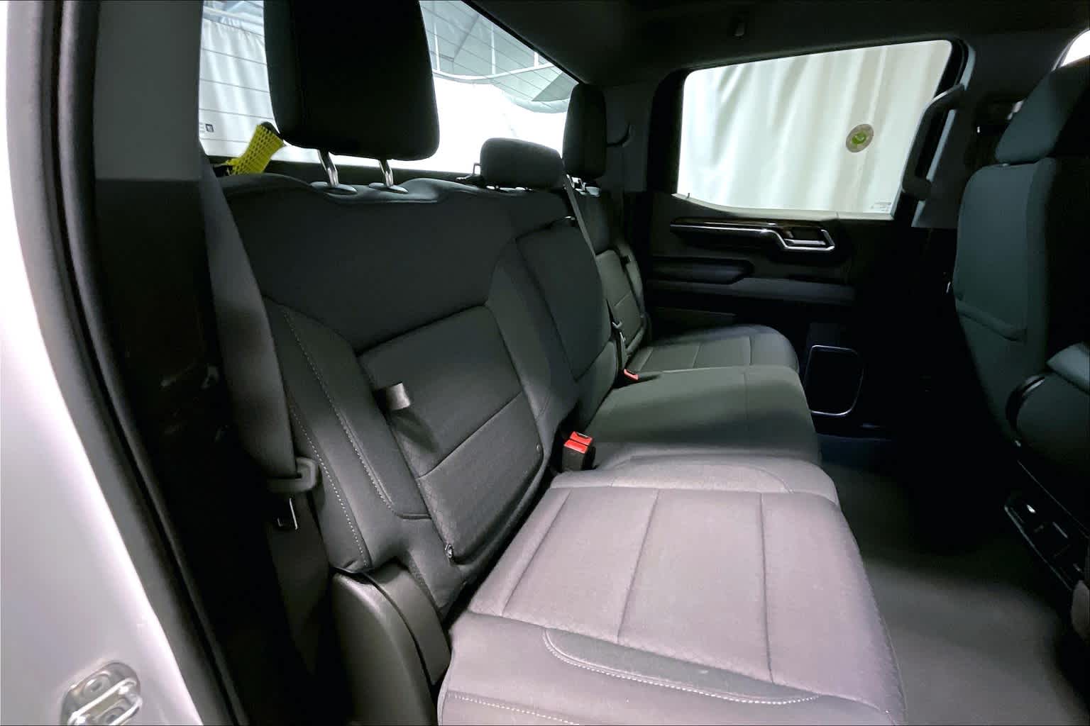2024 GMC Sierra 1500 Elevation - Photo 16