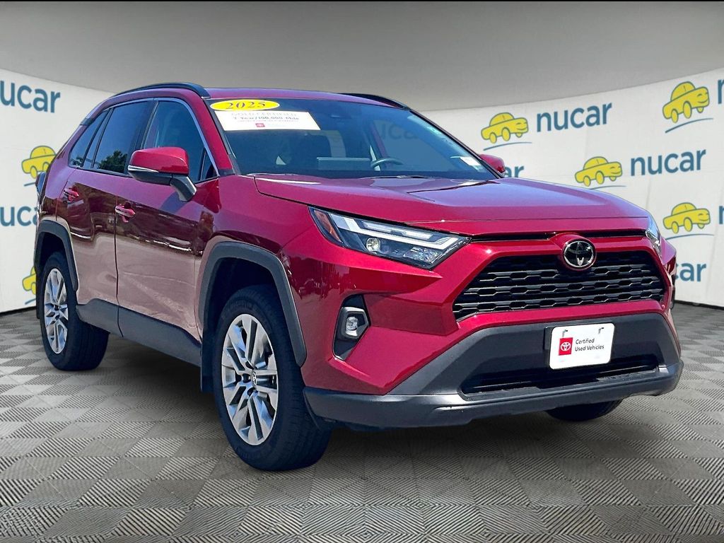 2025 Toyota RAV4 XLE Premium