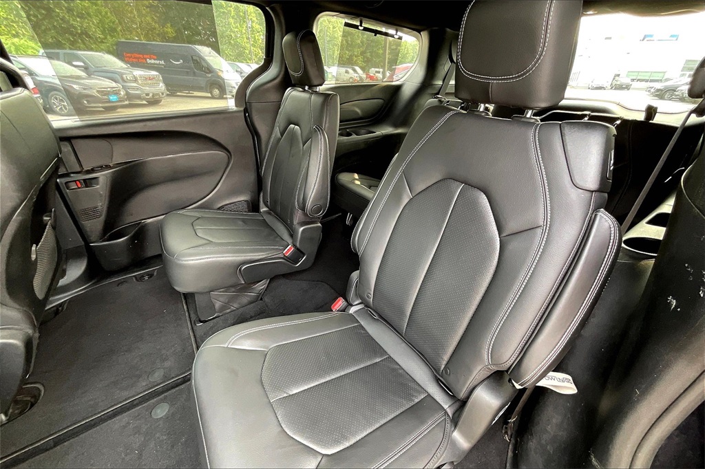 2020 Chrysler Pacifica Launch Edition - Photo 14