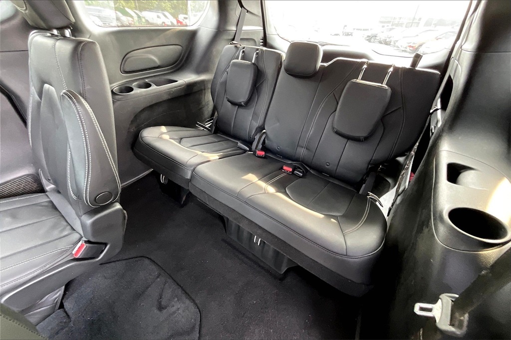 2020 Chrysler Pacifica Launch Edition - Photo 16