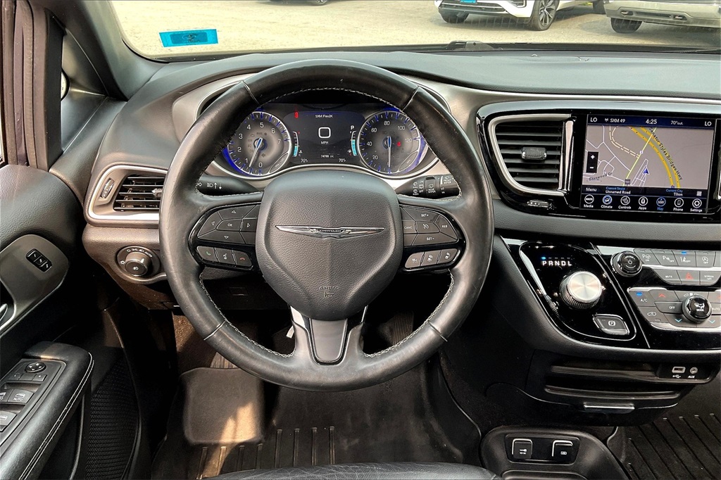 2020 Chrysler Pacifica Launch Edition - Photo 17