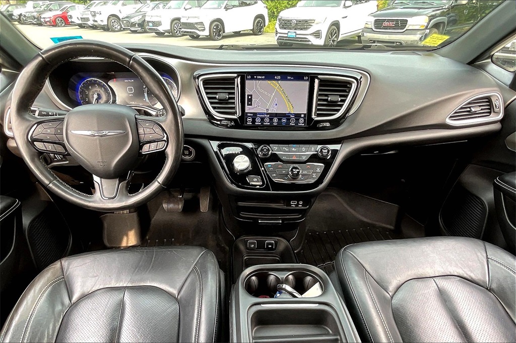2020 Chrysler Pacifica Launch Edition - Photo 21