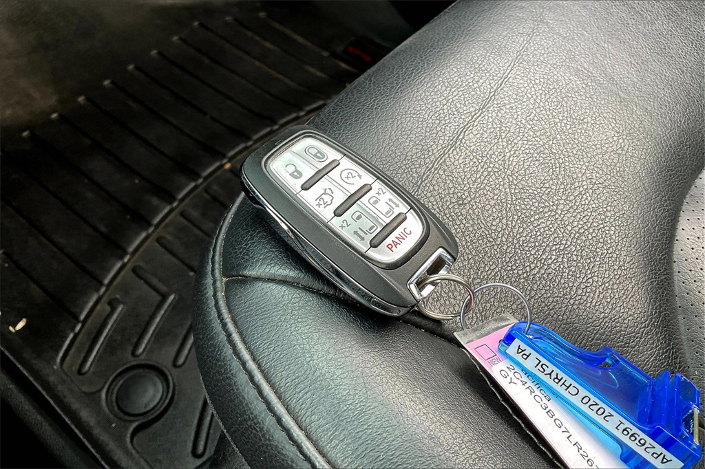 2020 Chrysler Pacifica Launch Edition - Photo 28