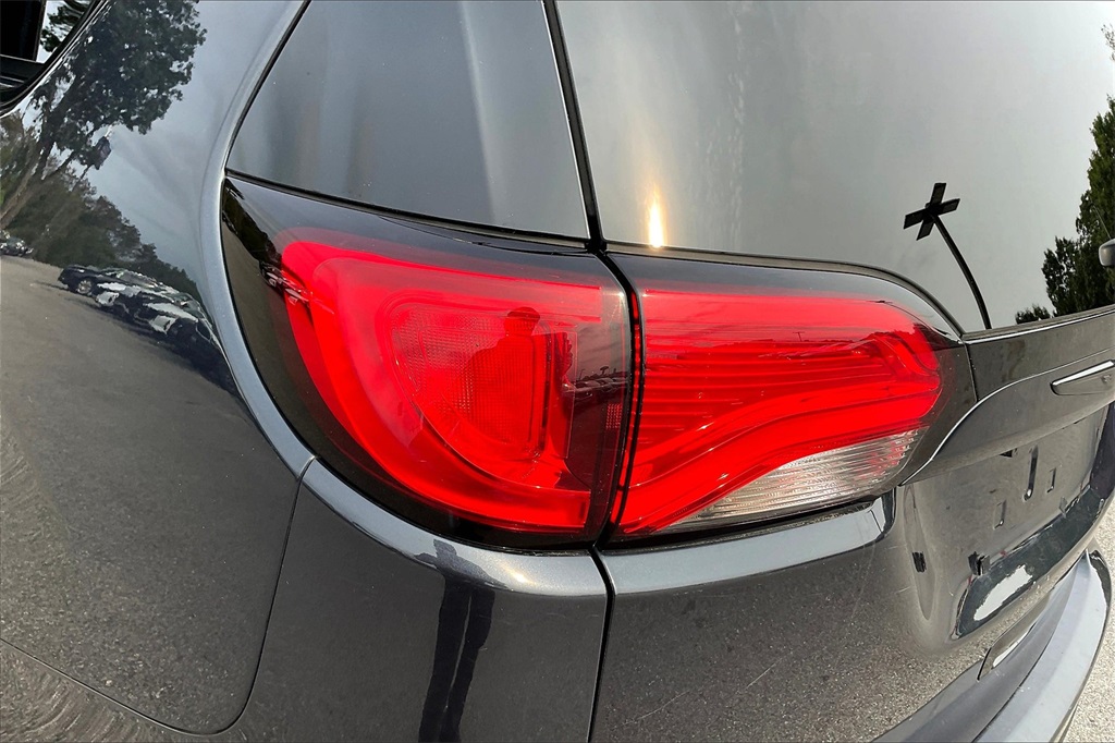 2020 Chrysler Pacifica Launch Edition - Photo 31