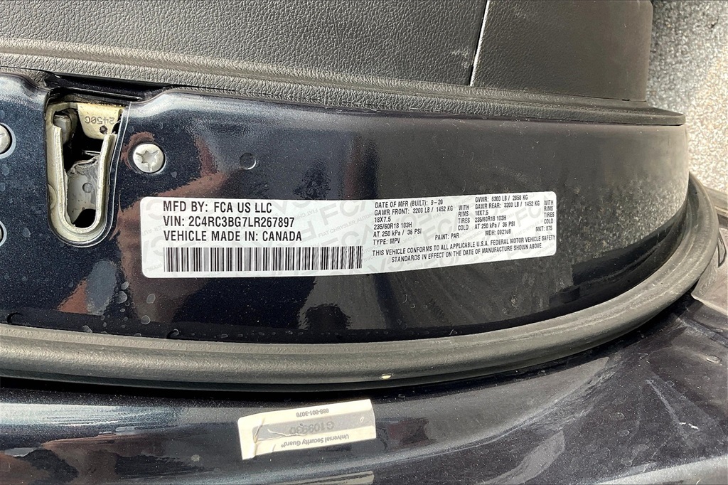 2020 Chrysler Pacifica Launch Edition - Photo 32